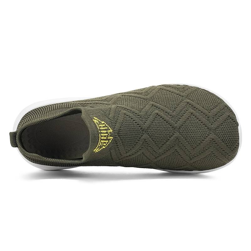 أحذية رجالية واسعة جدًا، مصممة - مراجعة Sneaker Box وسعره